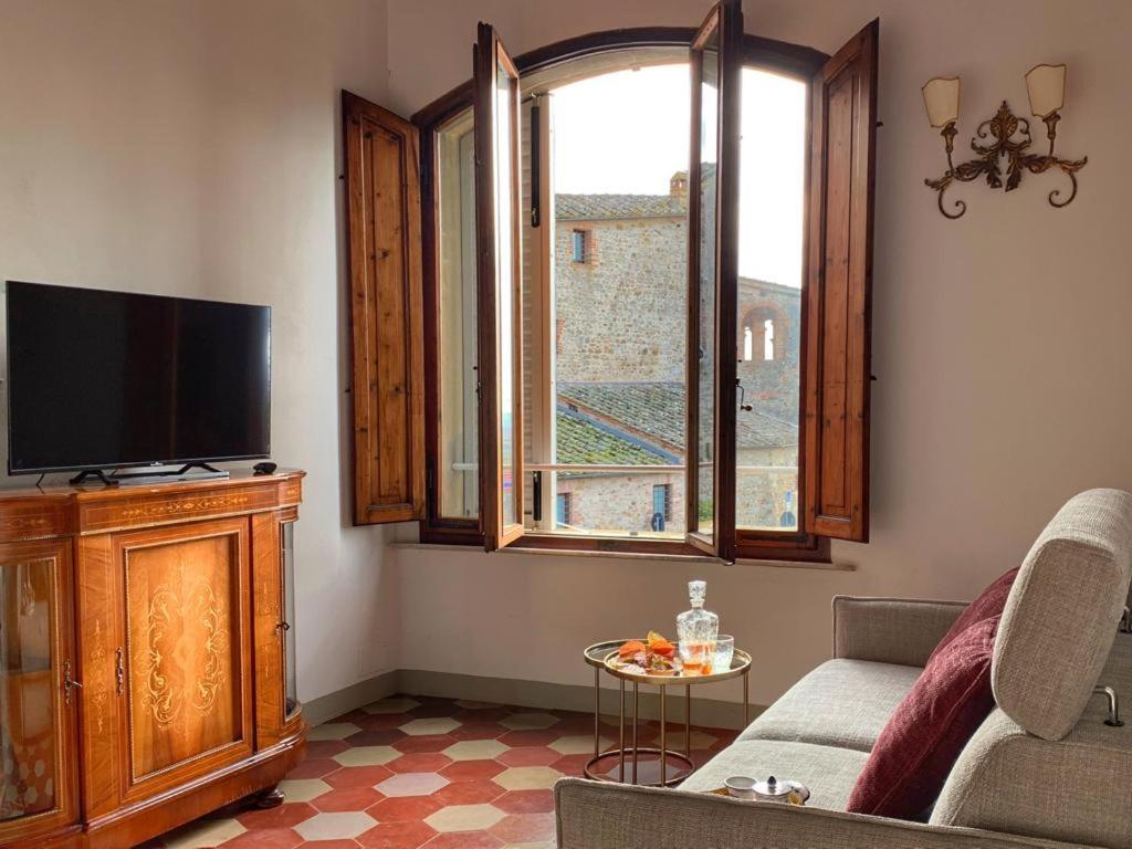 House With A View In Tuscany San Gusme Exterior photo