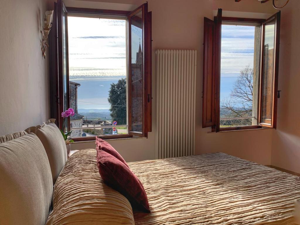 House With A View In Tuscany San Gusme Exterior photo